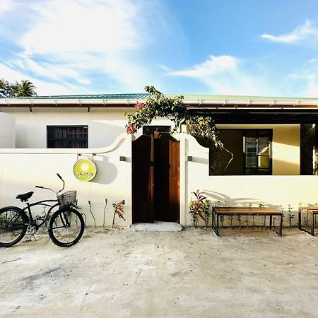The Bilimbi Guesthouse & Inn Huraa Exterior foto